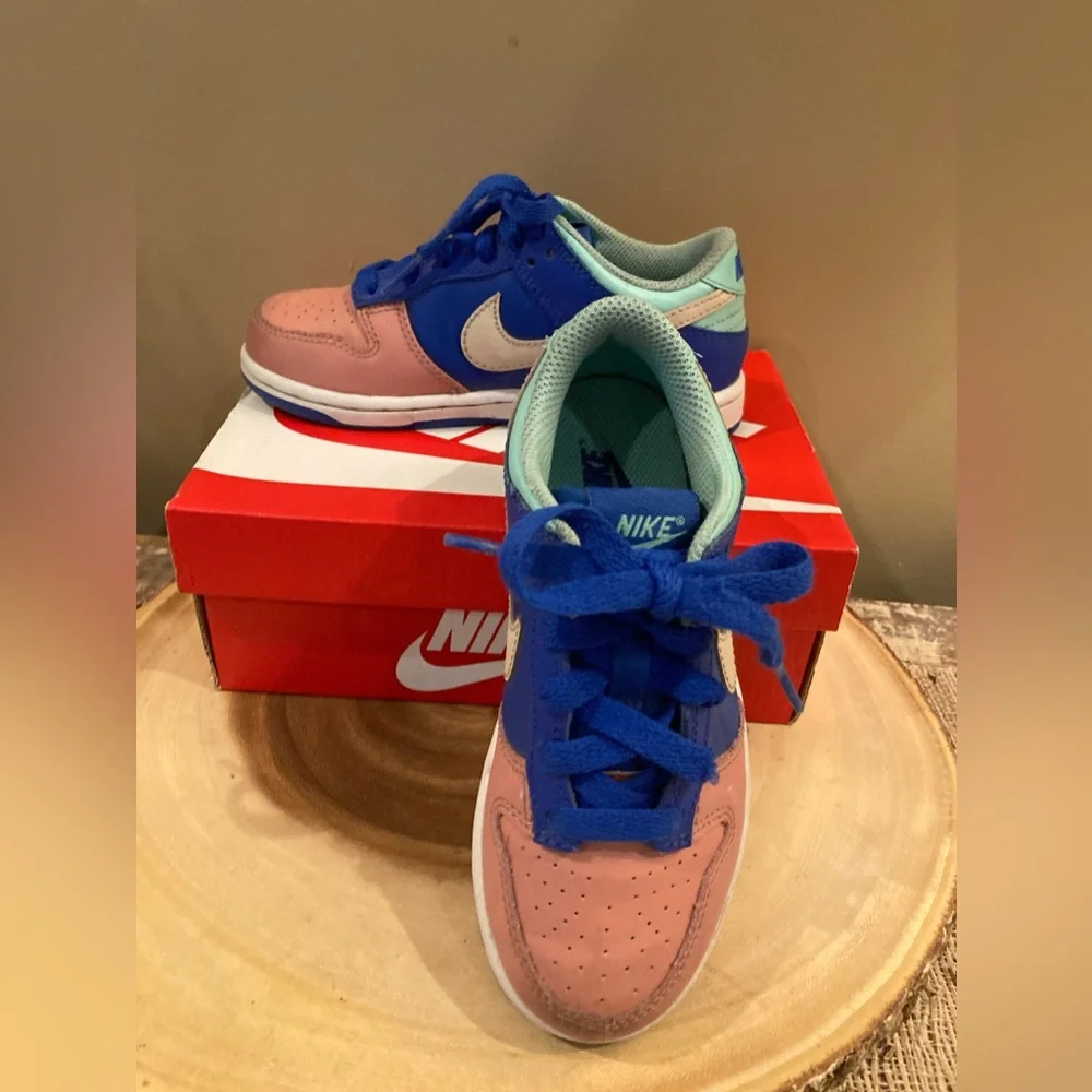 Nike Dunk Low Girls Size‎ 12C Blue Salmon Toe Athletic Running Shoes Sneakers